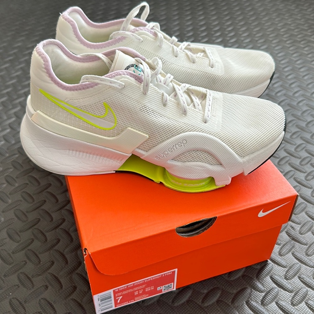 Nike air zoom superrep 3, women's size 7